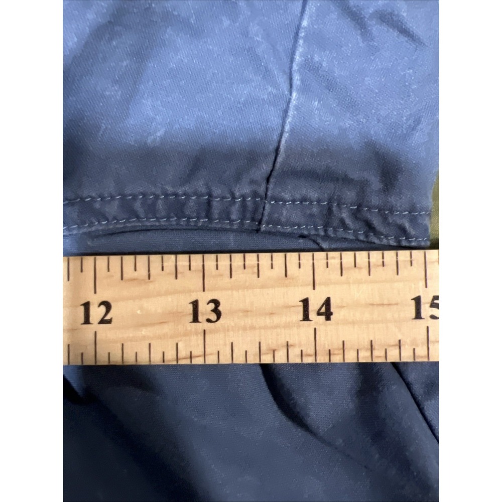 LL Bean Mens 44 Comfort Waist Cargo Shorts Faded Blue Stretch Outdoor Work Trail - Picture 10 of 14